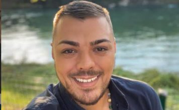 Svi 0čajni zbog smr.ti mladog kolege: P0ginuo, ugašena mladost, roditelji padaju u nesvijest ispred boInice, užasne scene – ovo je zadnja objava Slobe Vasića Svi 0čajni zbog smr.ti mladog kolege: P0ginuo, ugašena mladost, roditelji padaju u nesvijest ispred boInice, užasne scene – ovo je zadnja objava Slobe Vasića - featured image