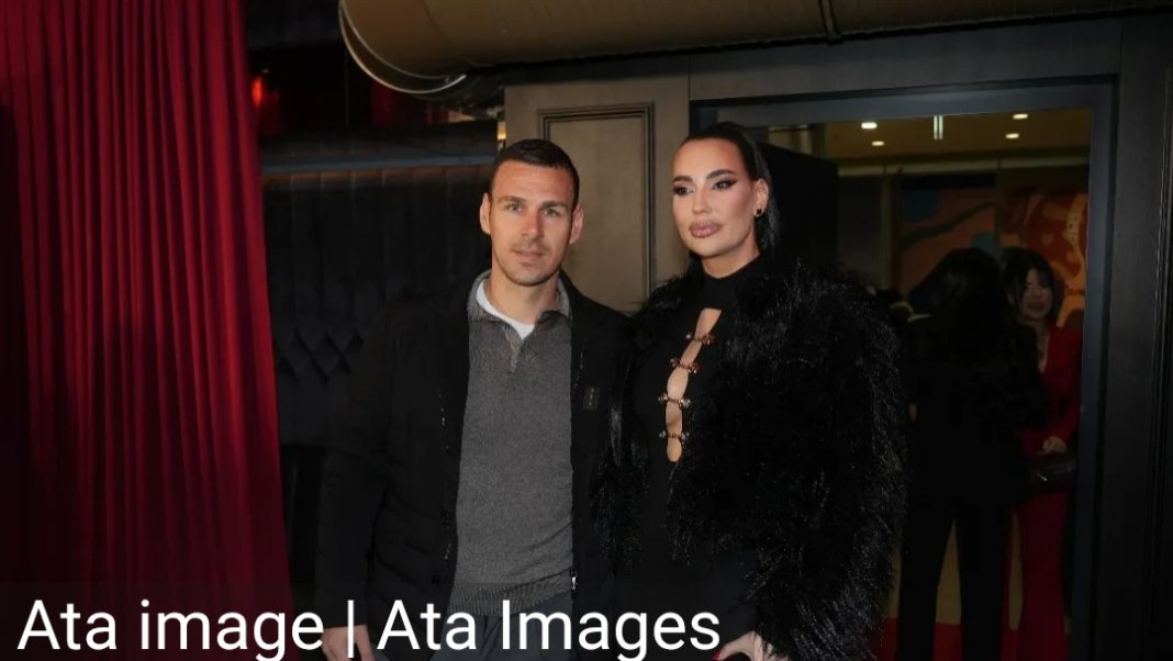 Katarina Grujić otkrila sve o razvodu i udarcima koje je pretrpila: Tukao je pa je na kraju ostavio? - featured image Katarina Grujić otkrila sve o razvodu i udarcima koje je pretrpila: Tukao je pa je na kraju ostavio? - featured image