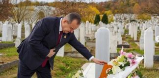 Dačić glavni čovjek Srbije: Evo kako je nasamario i sahra’nio Vučića zauvijek, pa ovom izjavom ga strašno ponizio – moram da priznam, godinama nam državu vodi pe*er.. Dačić glavni čovjek Srbije: Evo kako je nasamario i sahra’nio Vučića zauvijek, pa ovom izjavom ga strašno ponizio – moram da priznam, godinama nam državu vodi pe*er.. - featured image