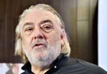 OVO JE PRVA ŽENA BOBE ŽIVOJINOVIĆA Kažu da je bila najlepša Beograđanka: Sa njom je dobio najstarijeg sina, a posle razvoda se udala za košarkaša -Evo kako ona danas izgleda OVO JE PRVA ŽENA BOBE ŽIVOJINOVIĆA Kažu da je bila najlepša Beograđanka: Sa njom je dobio najstarijeg sina, a posle razvoda se udala za košarkaša -Evo kako ona danas izgleda - featured image
